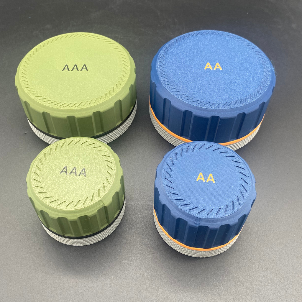 High-Tech Battery Organizer Puck