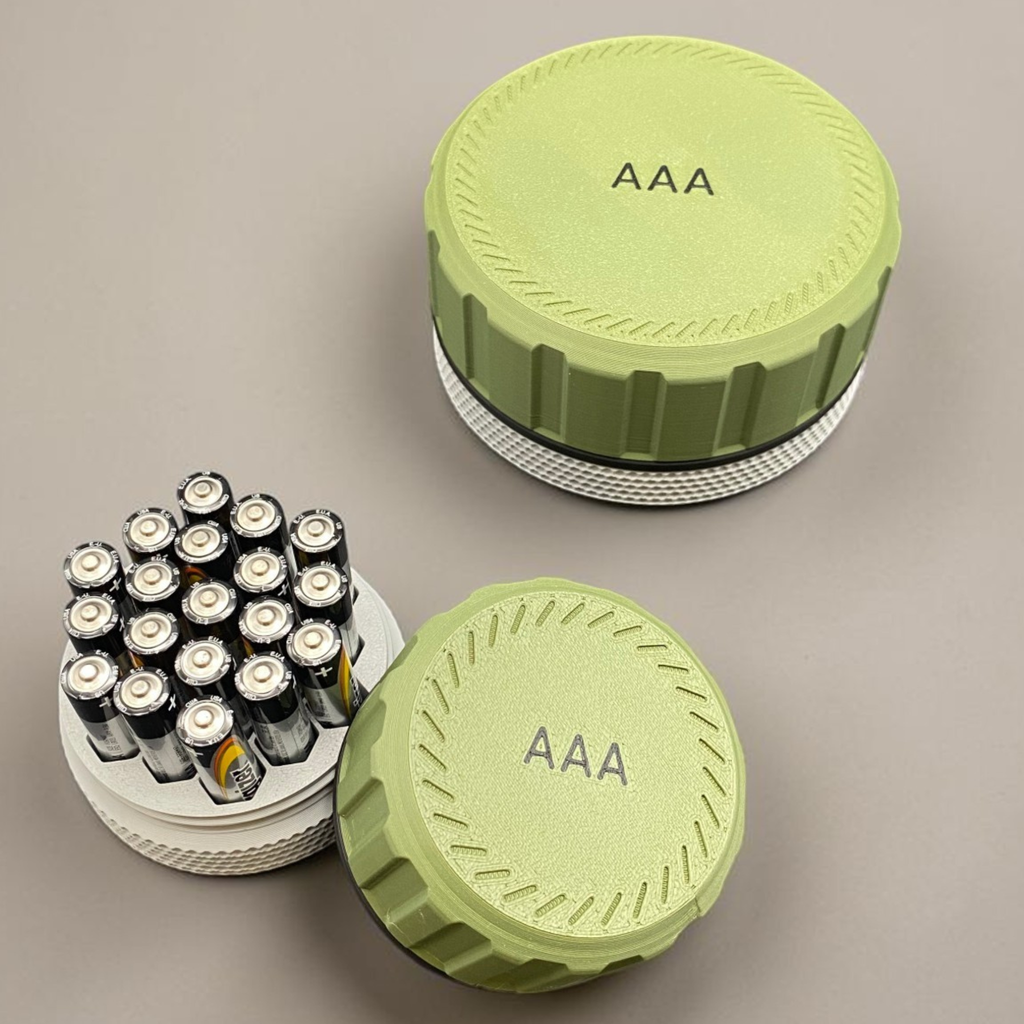 High-Tech Battery Organizer Puck