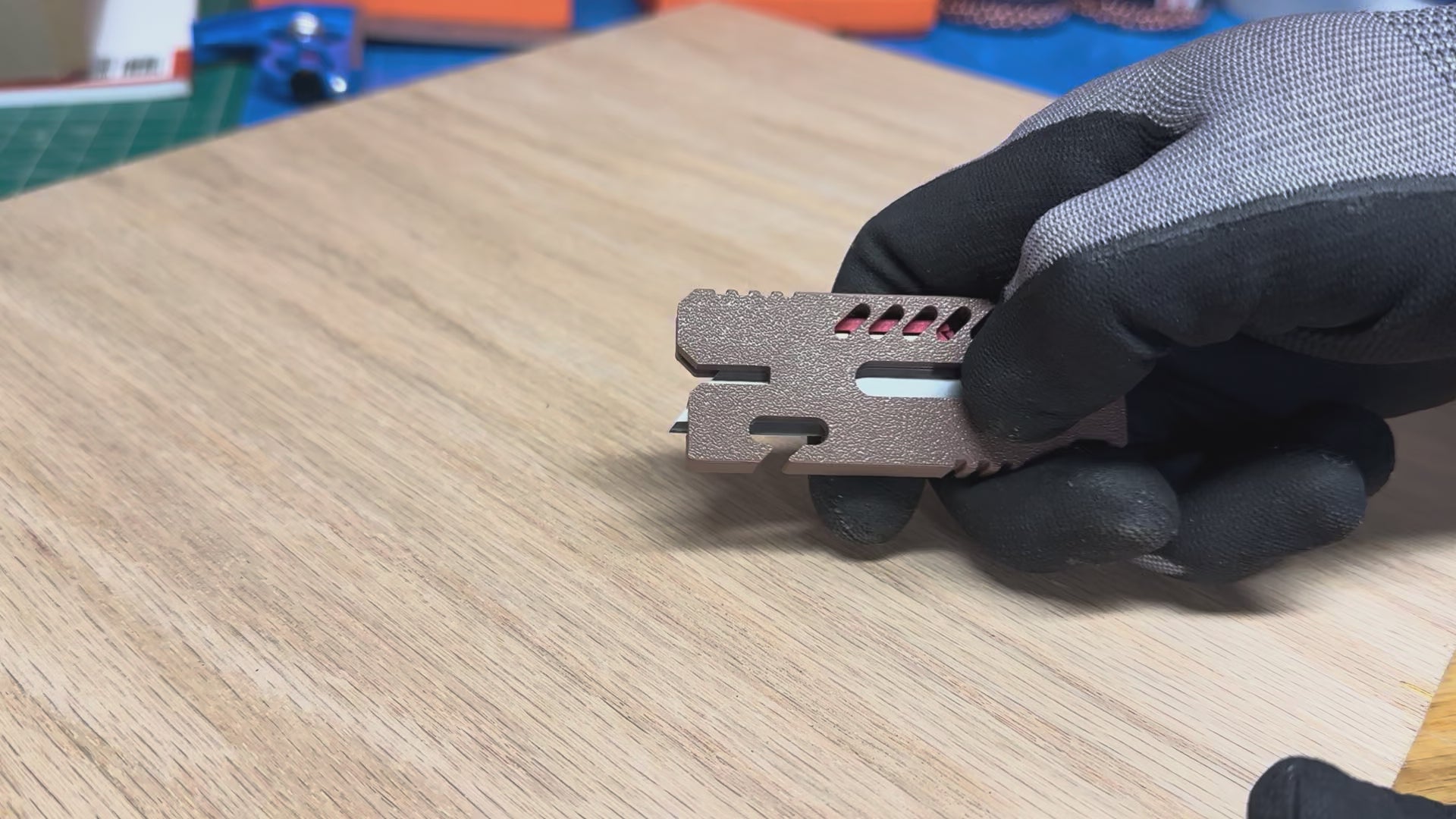 Custom Color Compact Every Day Carry (EDC) Utility Knife